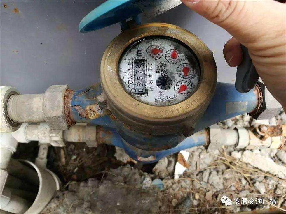 凤城家里水表在不用的时候空转，是漏水吗？